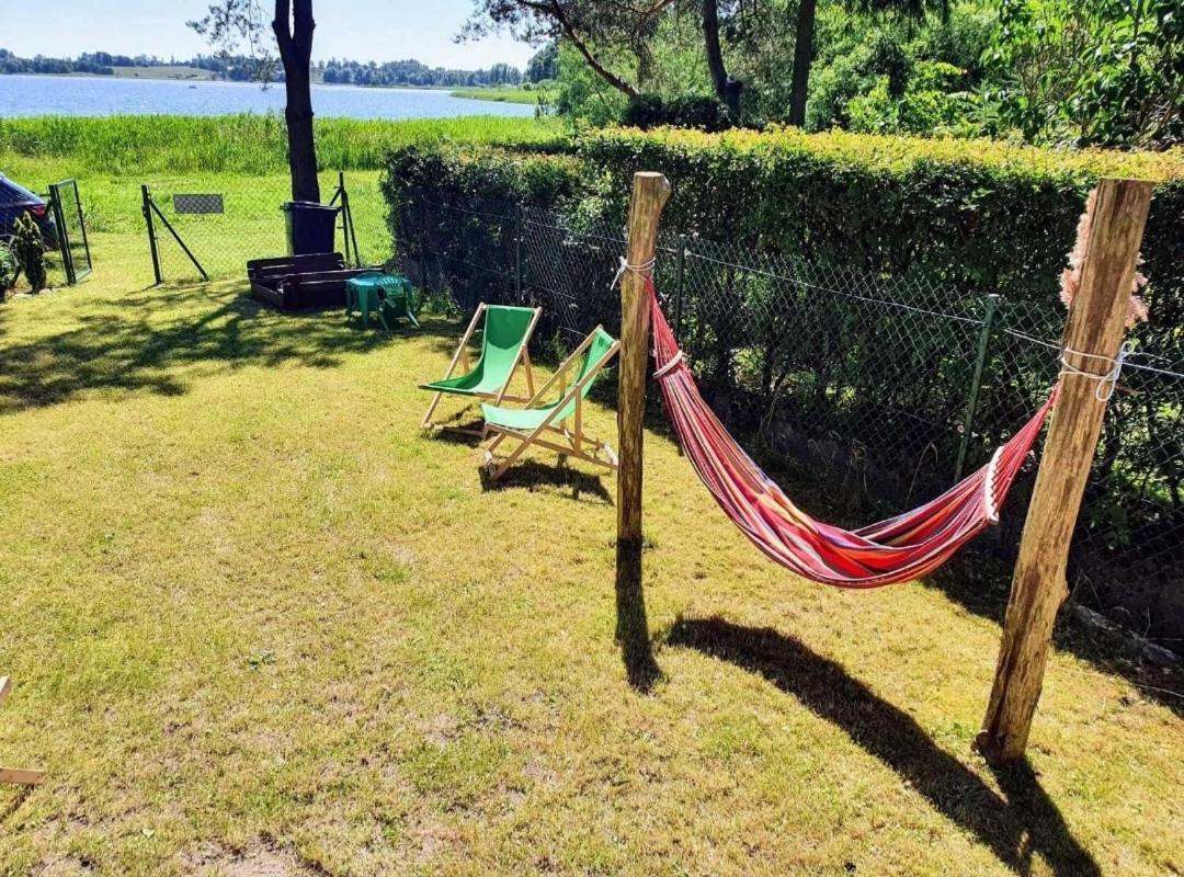 Domek Nad Jeziorem Przy Lini Brzegowej Gorowychy, Pomorze Kültér fotó